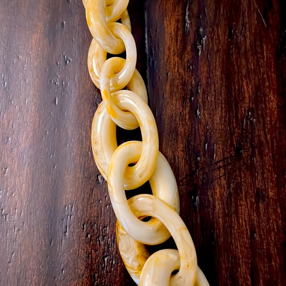 Link Necklace - Picture 3 of 6